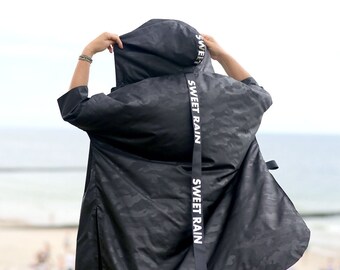 Veste d'infirmière CAMO noire élégante | Cape imperméable | Veste de pluie à la mode | Tous les types de corps | Tailles uni