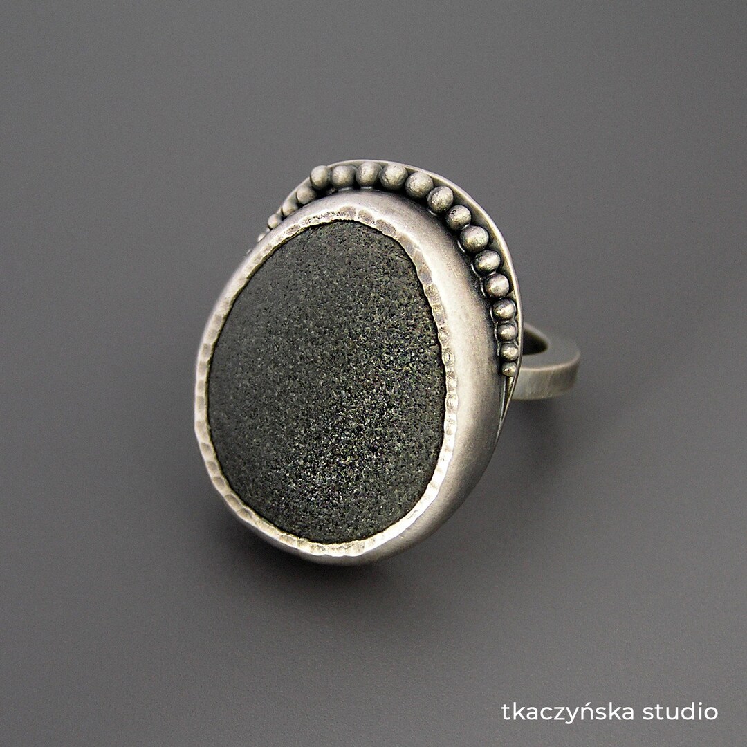 Baltic Treasures, Beach Stone Granulation Ring, Black Raw Beach