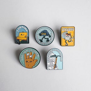 Paquete de 3 personalizados: Pin de escalada en roca // Regalos para escaladores, Escalada en hielo, Boulder, Bolsa de tiza, Alfileres de montaña, Bolsa de tiza, Montañismo, Divertido