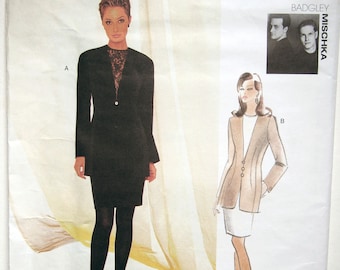 Vogue 1491, túnica tipo jaqueta simples e saia cônica, de Badgley Mischka