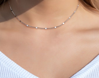 Flake Necklace , Silver Necklace for Women,  Choker, Dainty Flake Pendant, Birthday Charm Necklace, Minimalist Necklace, Everyday Jewelry