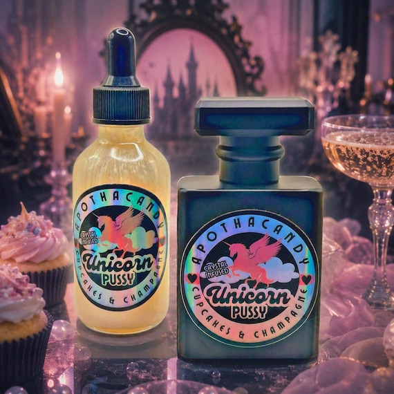 girl in blue dress hits vape with pussy @lycovape for the BBs Xmas Weather: a short story