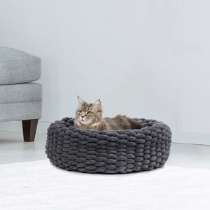 Luxury Cat Bed, Modern Cat Bed, Velvety Basket, Cat furniture, Dog Bed, Trendy Pet Bed, Pretty, for large cats, big cats, small cats