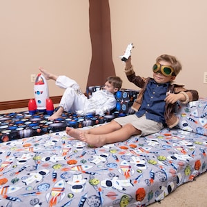 Toddler pull out chair new arrivals