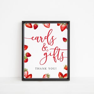 Modèle de panneau pour cartes et cadeaux aux fraises, quelqu'un de doux aux baies est sur le chemin, décoration de baby shower fille, téléchargement de panneau de Table cadeau baies, S-109