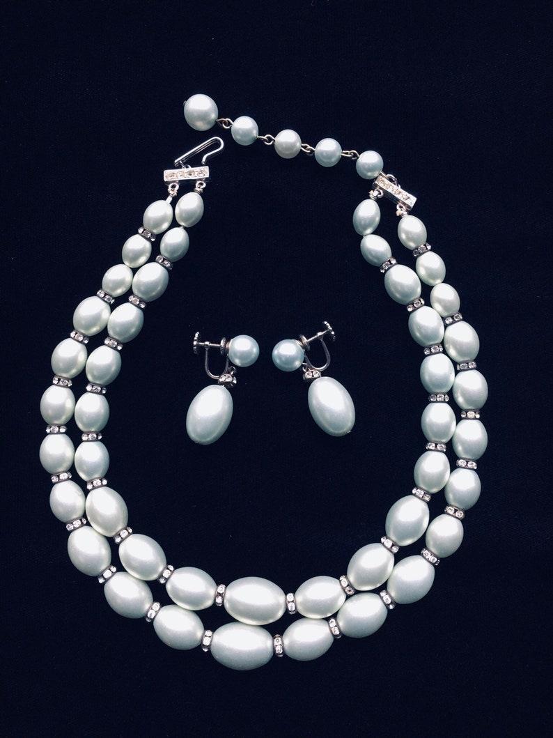 vintage RICHELIEU double stranded graduated pearl necklace and earrings Demi Paurer set Rare in cool sage green.