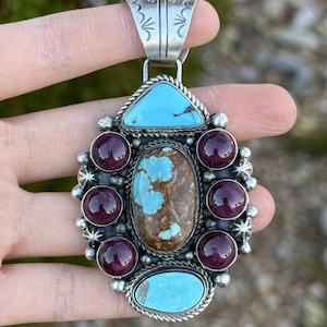 Navajo Sterling Silver Purple Spiny Oyster Turquoise Cluster Pendant. KY