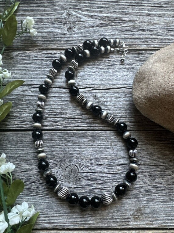 Southwestern Sterling Silver Black Onyx Bead Necklace. 18 Inch