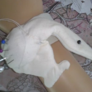 Goose Pin cushion bracelet