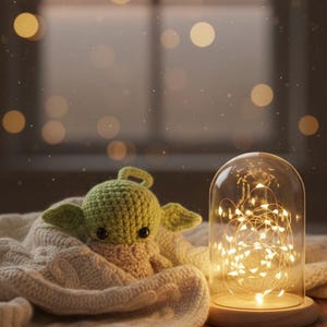 Schattige groene gehaakte buitenaardse sleutelhanger – Handgemaakte amigurumi Space Baby | Kawaii kleine knuffel | Cadeau voor hem: