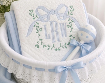 Geborduurd monogram babyquilt gepersonaliseerd erfstuk kinderkamerdecor wijnstok met strik, strooi douchecadeau