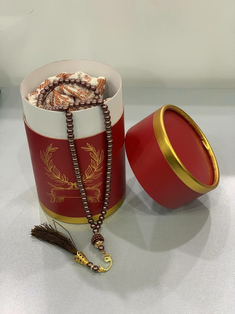 Eid Gifts, Islamic Gift Set, Prayer Mat Set, Islamic Wedding Gift, Prayer Rug with Tasbeeh, Sajadah, Gift Box and Prayer Beads Set image 3