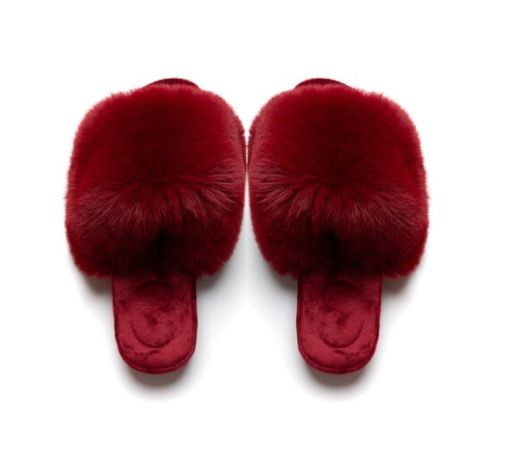 Fluffy Slippers - Buy Fluffy Slippers online in India