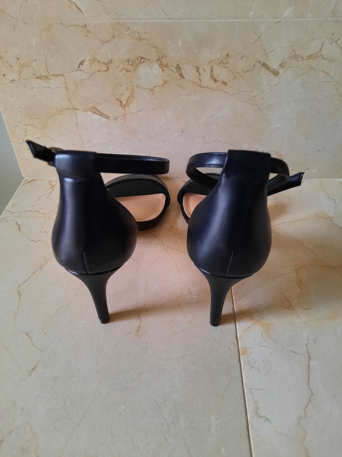 kelly and katie black heels