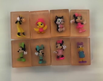 Minnie Soap with toy inside