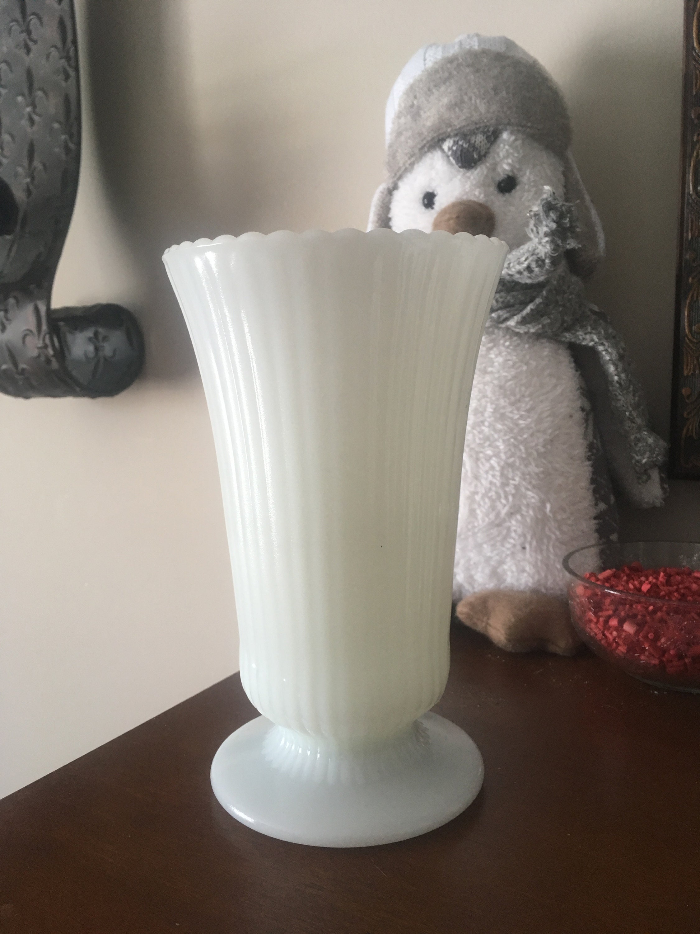 White Milk Glass Vase E.O. Brody Company M5000 Flower Vase Mid Etsy