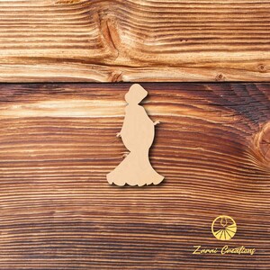 Princess #21 - Laser Cut - Multiple Sizes - Unfinished Wood - Cutout Shapes