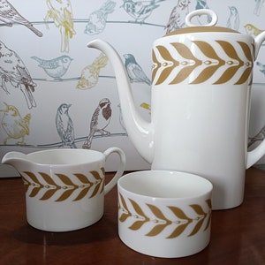 Susie Cooper Cressida coffee pot, creamer and sugar bowl