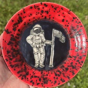 Astronaut Stoneware Bowl & Saucer Set – Handcrafted Space-Themed Ceramic Dish – Moon, Satellite American Flag – Red Speckled Glaze