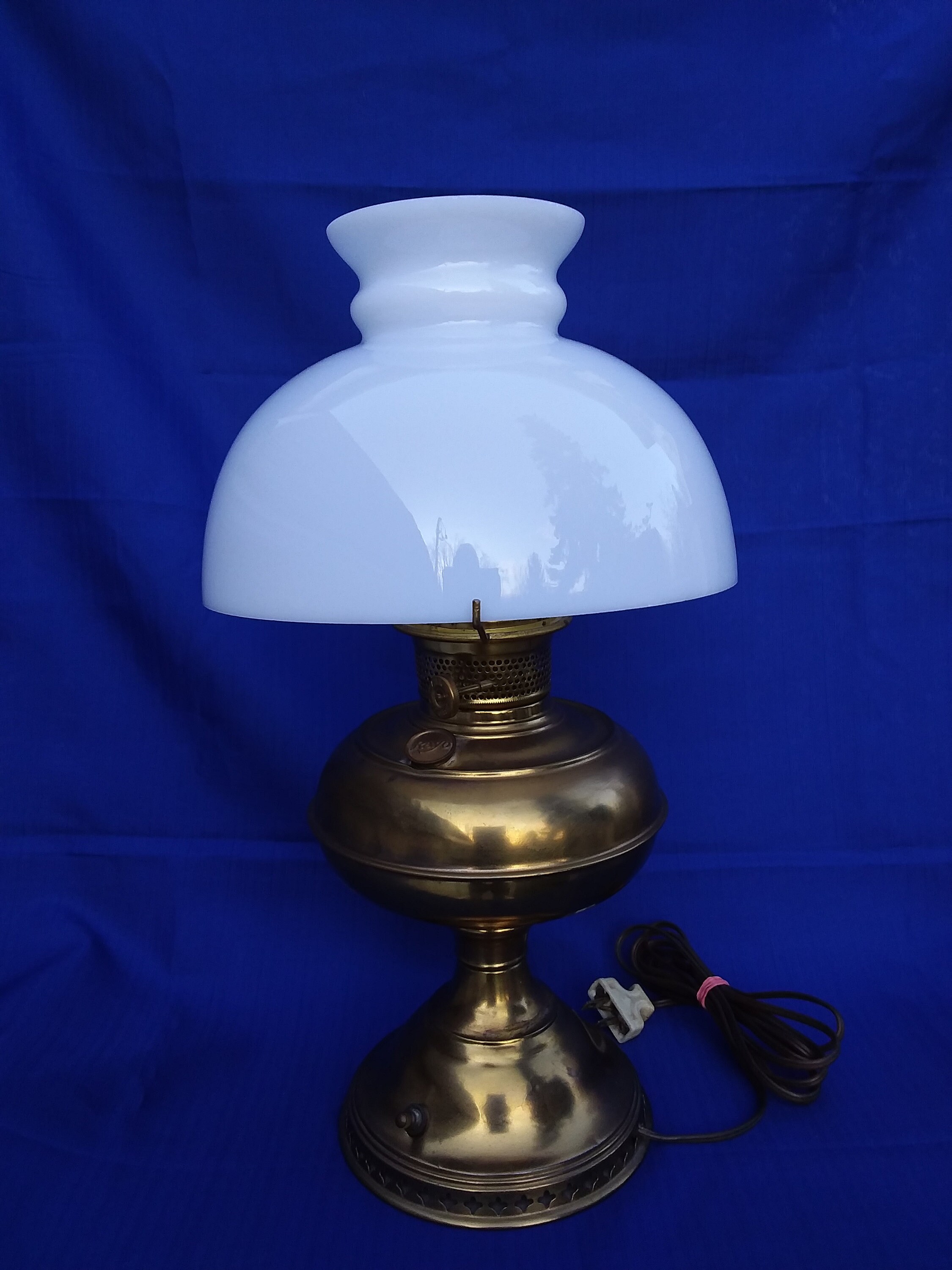 Antique Brass Rayo Oil Table Lamp Electrified White Glass Etsy