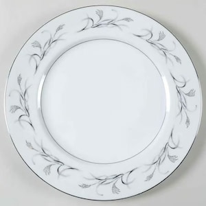 5 dinner PLATES / HARMONY HOUSE Platinum Garland fine china / white, silver edge / flowers leaves / classic formal / vintage replacement