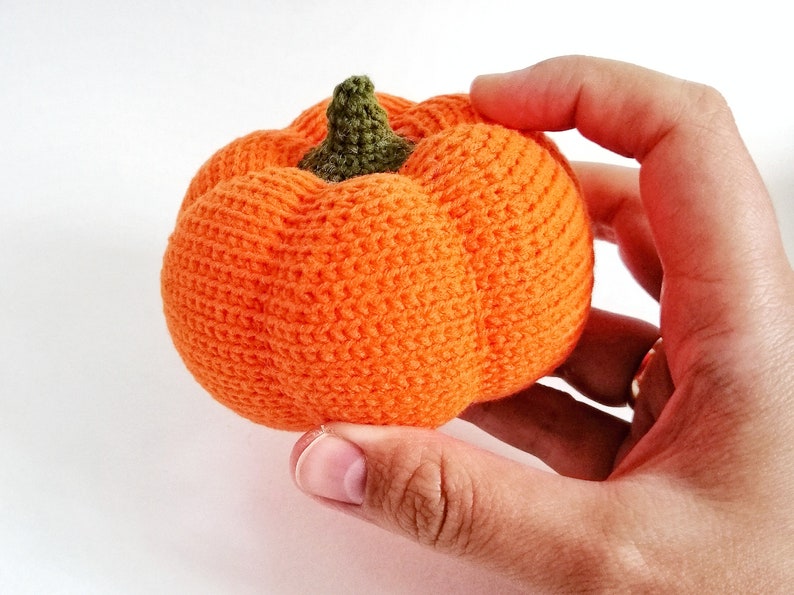 Crochet pattern PDF toy Amigurumi scarecrow and pumpkins | Etsy