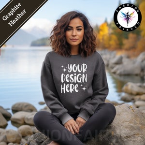 Grafitowy Heather Gildan18000 Mockup, Jesienna grafitowa bluza Heather z okrągłym dekoltem, Jesienny grafitowy sweter Heather