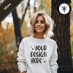 Biały Gildan18000 Mockup, Jesienna biała czerwona bluza z okrągłym dekoltem, Jesienny biały sweter Gildan18000, Biały Bella Canvas 3501