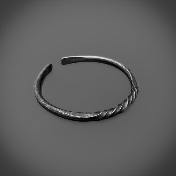 Hand-forged Large Bangle