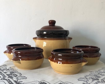 Vintage Taiwan Chile pot and bowls pottery set #632