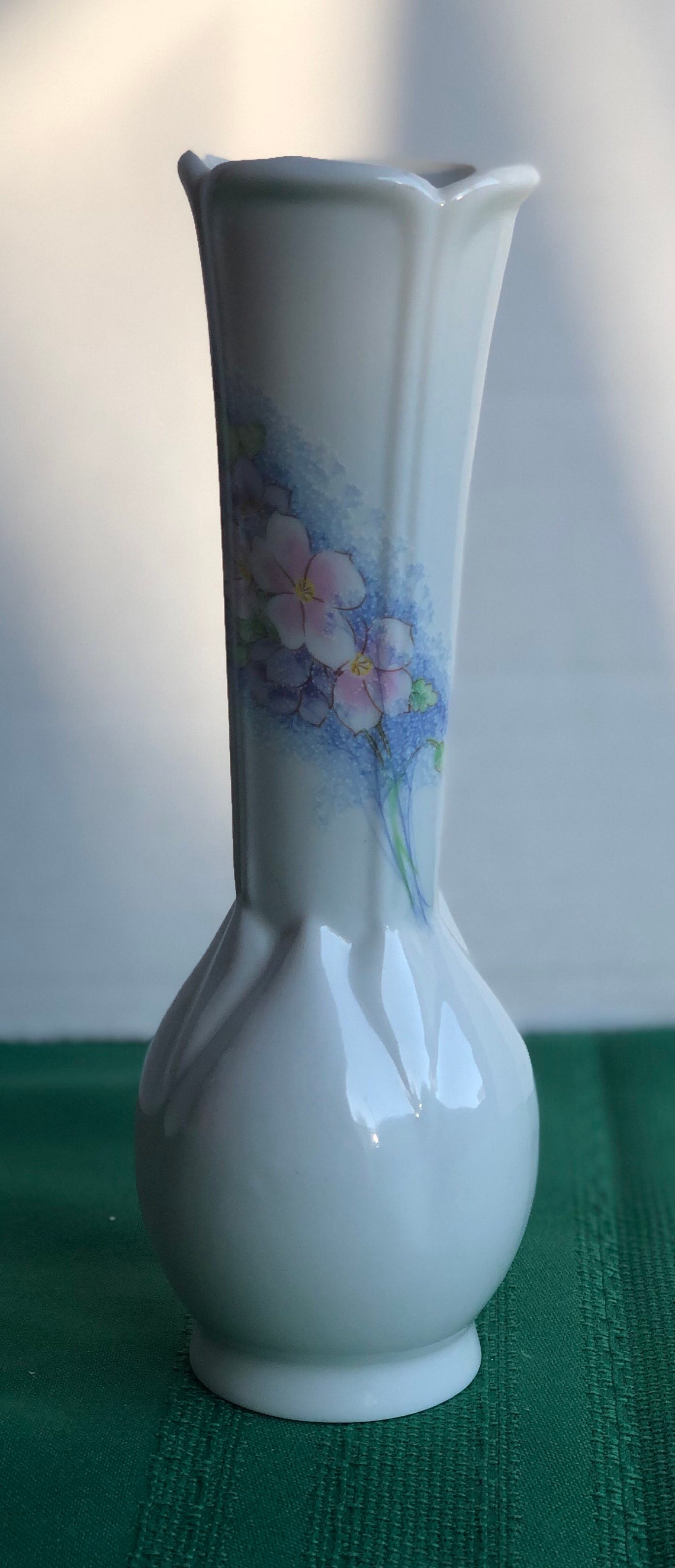 Vintage white Vase with flowers 365 Etsy