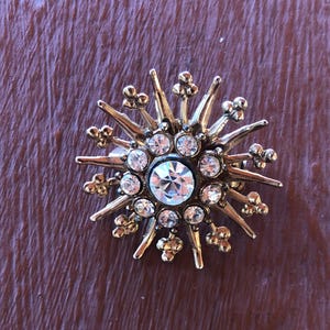 Vintage Starburst Brooch #410