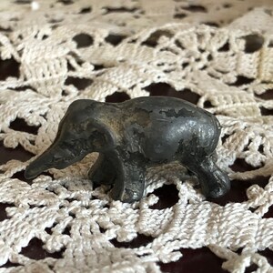 Miniature pewter Elephant #578