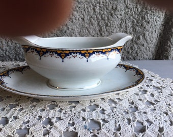 Vintage union T gravy bowl #544