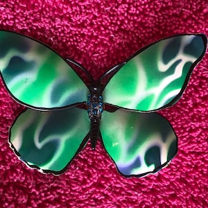 Vintage enameled butterfly brooch #621