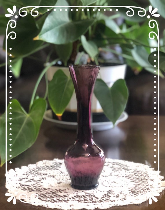 Small vintage purple vase 267 Etsy