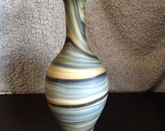 Hand blown art glass vase #683