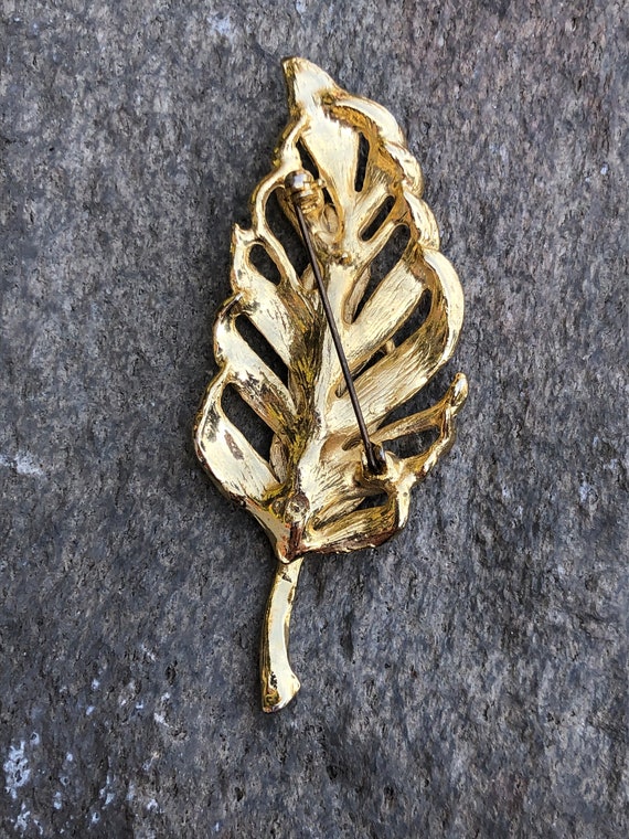 Vintage enameled leaf brooch - image 3