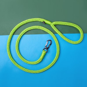 Unleash Your Dog&#39;s Style: The Ultimate Rope Dog Leash & Paracord Lead