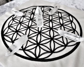 Crystal Grid Kit Set White Velvet Cloth Board Clear Quartz Points Sacred Geometry Flower Of Life Reiki Energy Charged Wall Hanging