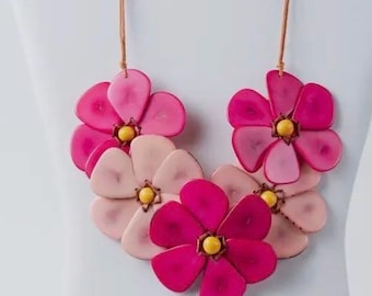 Handmade Tagua Flower Statement Necklace and Earring Set – Sustainable, Bold & Naturally Beautiful