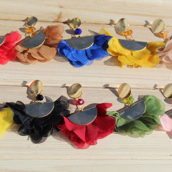 Ruffle Flower Gold Earrings X14