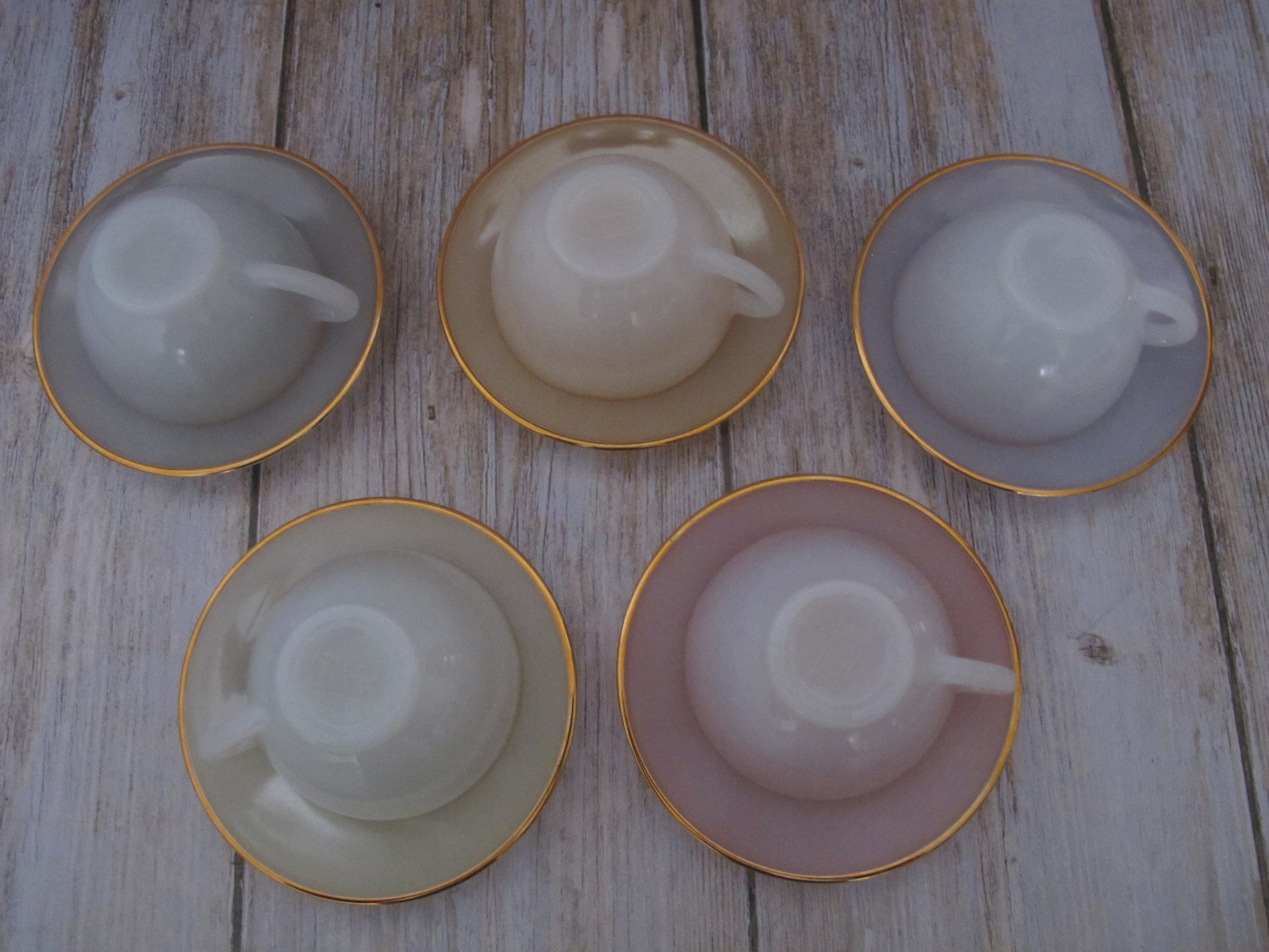 Deux tasses à café arcopal lotus vintage 70 - Arts de la table