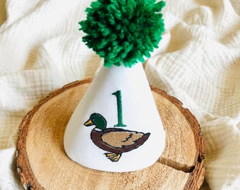 One Lucky Duck Hat, Duck Party Accessory, First Birthday Photo Shoot Outfit, Lucky Duck Birthday Hat, Mallard Duck Party Decor, Duck Party