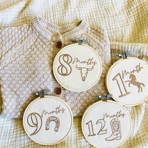 Monthly Milestone Hoops, Cowboy Milestone Card, Monthly Photo Prop Rounds, Monthly Tracker, Baby First Year Keepsake, Western nursery décor