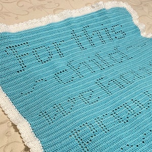 Para este patrón afgano de crochet de filete infantil