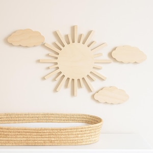 Wooden Sun and Cloud Wall Decor Set – Natural Wood Nursery Wall Art for Baby Room, Neutral Boho Kids Room Decoration, Scandinavian Style