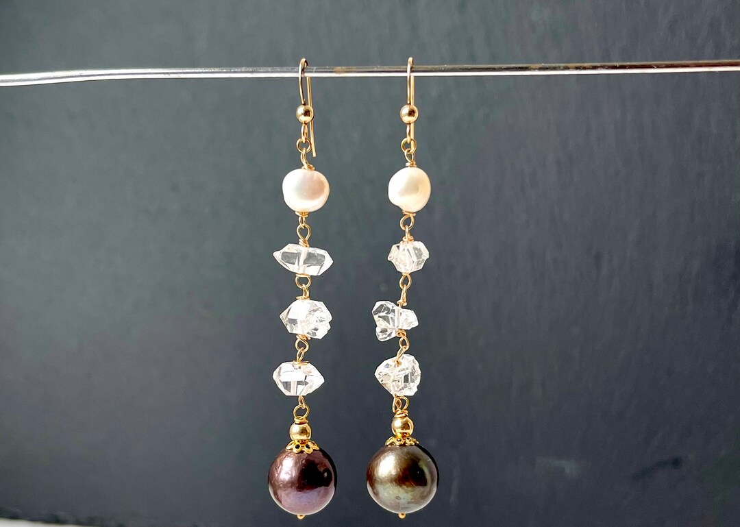 Black Loop Pearl Drop Earrings