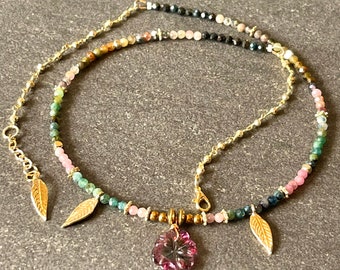 Collana di perline di pietre preziose con fiore, collana di tormalina multicolor oro, regali botanici, gioielli di protezione per donna, tormalina bicolore