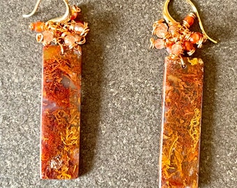 Boucles d'oreilles pendantes en agate plume, boucles d'oreilles plates en pierres précieuses brunes, boucles d'oreilles baguette, bijoux terreux, cadeaux d'automne pour femmes, boucles d'oreilles uniques en or